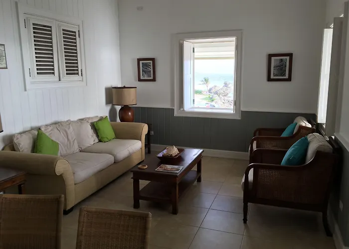 The Atlantis Historic Inn