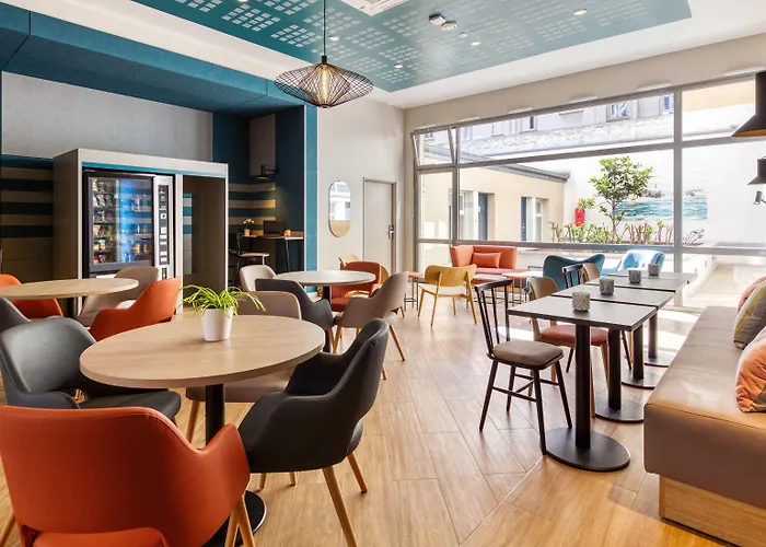 Appart'City Confort Paris Clichy - Mairie