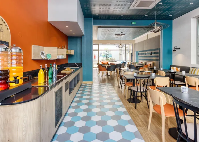 Appart'City Confort Paris Clichy - Mairie