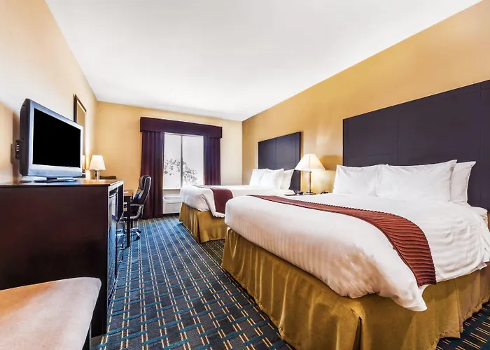 Days Inn & Suites By Wyndham Mineral Wells