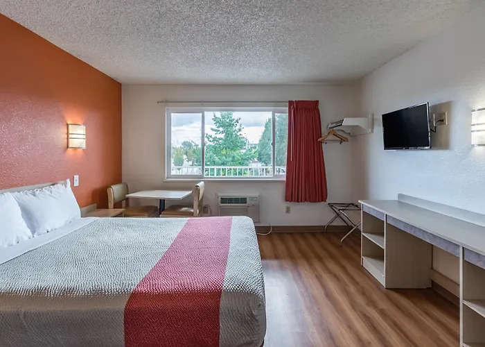 Motel 6-Beaverton, Or