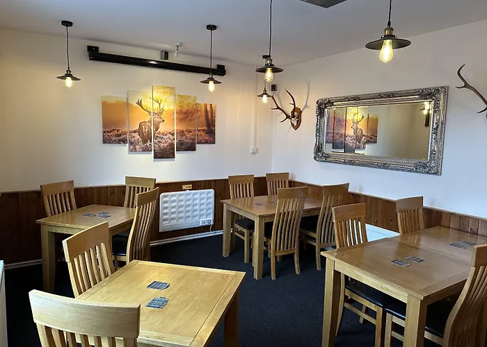 The Glen Hotel Newtonmore - Rooms, Bar & Restaurant