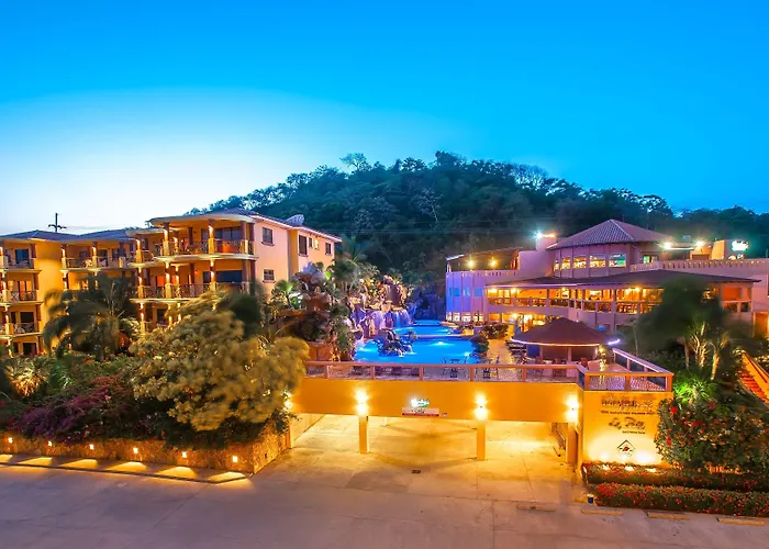 Clarion Suites Roatan At Pineapple Villas