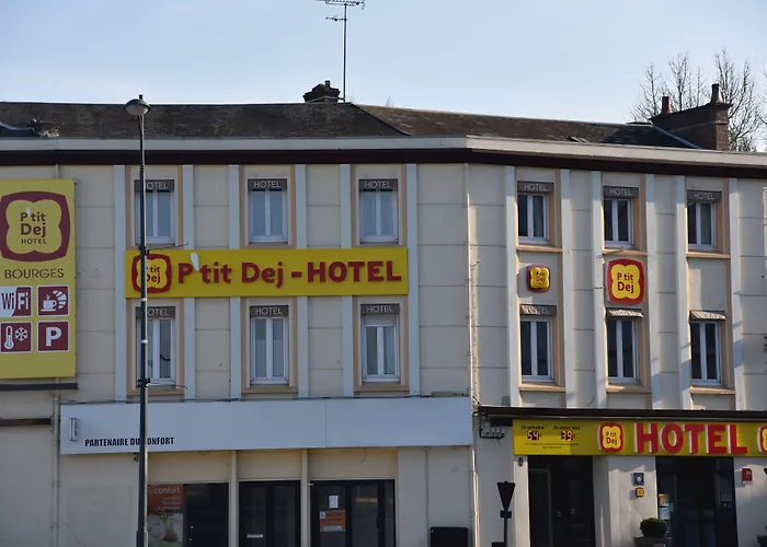 Hotel The Originals Access - Proche Centre-Ville - Gare