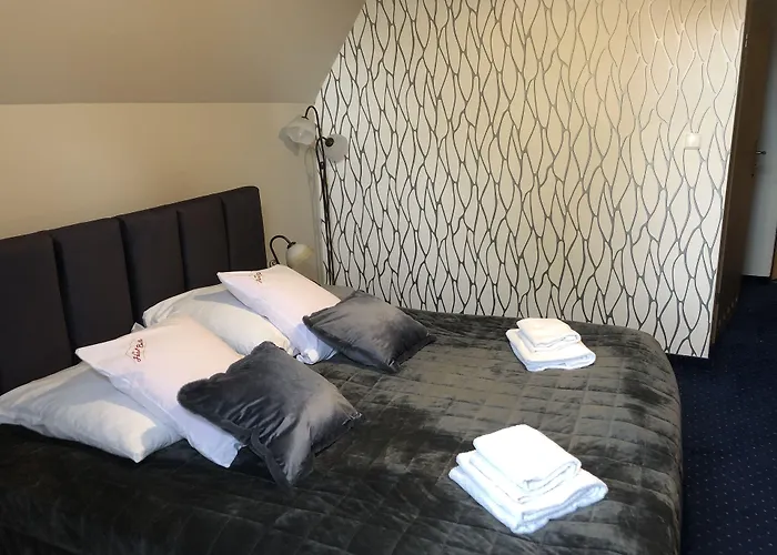 Hotel Bella