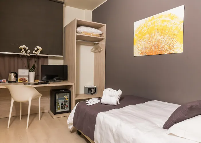 Helios Hotel