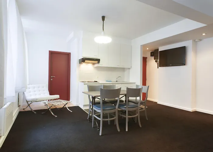 Alpha Hotel