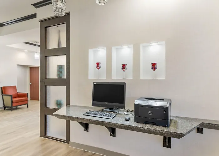 Comfort Suites Pecos