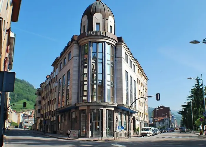 Hotel Mieres del Camino