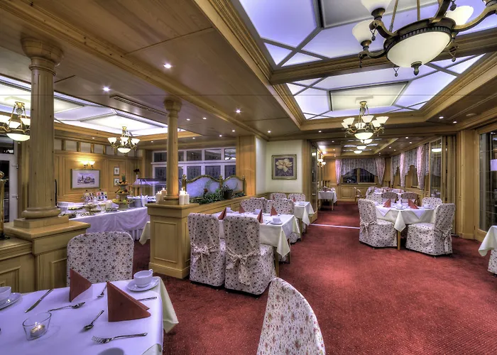 Villa Medici Hotel & Restaurant