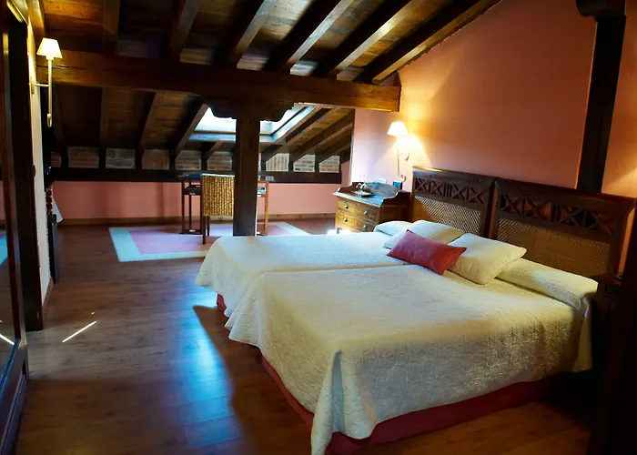 La Casona De Revolgo