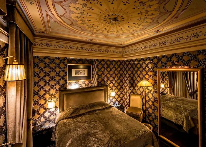 Maison Grecque Hotel Extraordinaire
