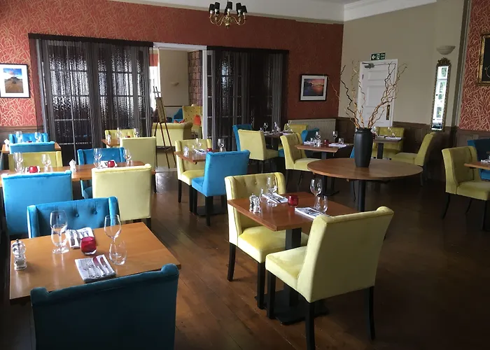Virginia Court Hotel