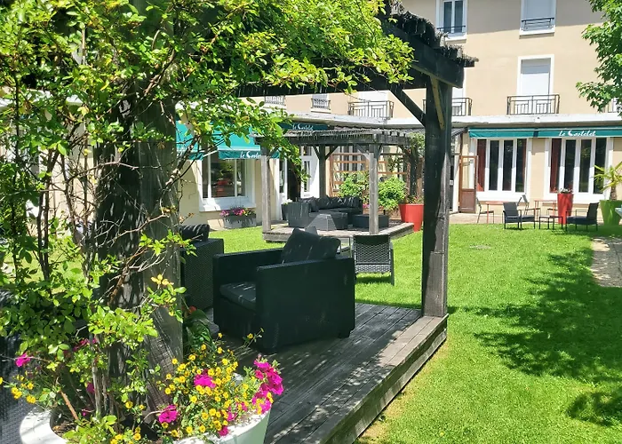 Le Castelet Sancy - Jardin & Spa