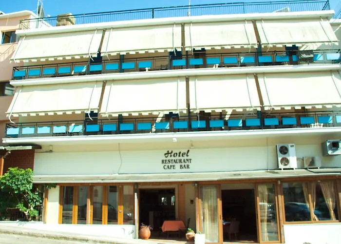 Stavrodromi Hotel