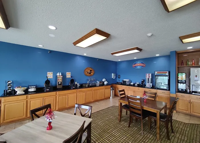 Baymont By Wyndham Albany Mn