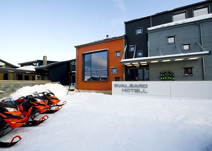 Svalbard Hotell | Polfareren