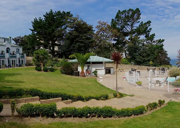 Clos de Vallombreuse, The Originals Relais