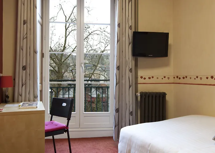 Logis Hotel Duquesne
