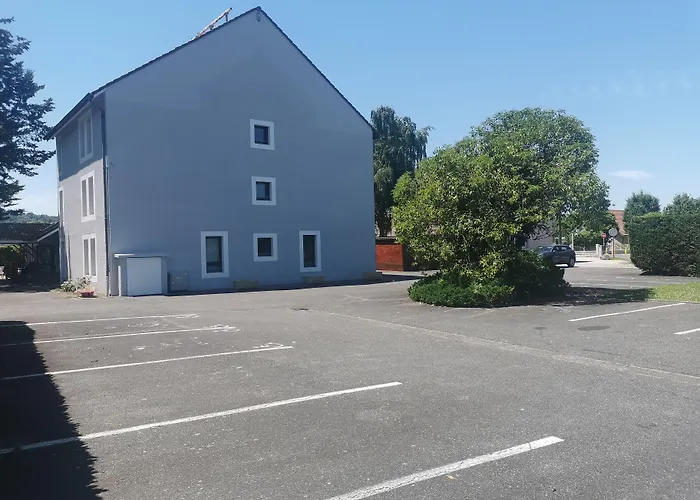 Brit Hotel Confort Pau Lons