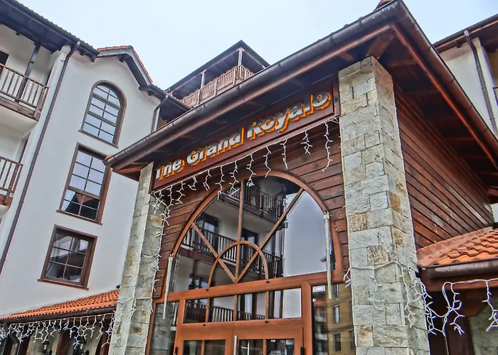 Grand Royale Apartment Complex & Spa