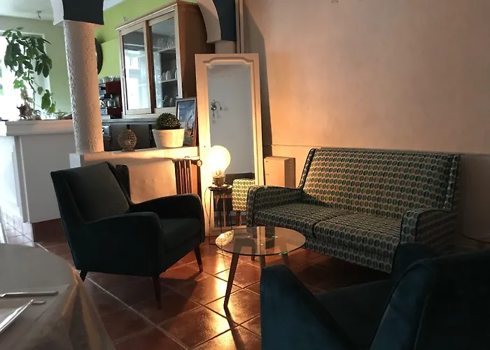Logis Hotel L'Occitan 2 Etoiles
