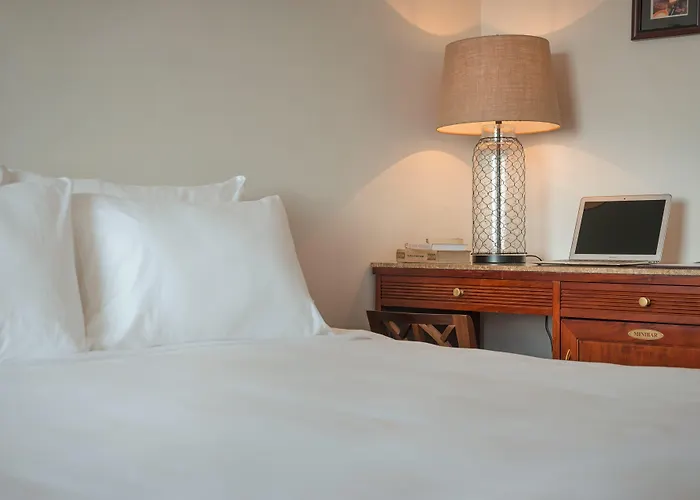 Hanoi E Central Luxury Hotel&Restaurant