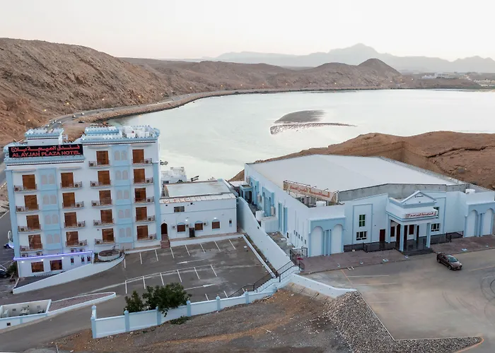 Al Ayjah Plaza Hotel