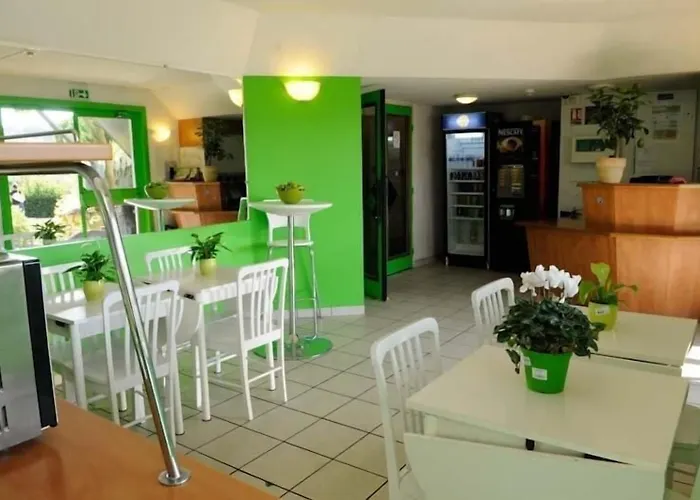 Lemon Hotel Plan de Campagne Marseille