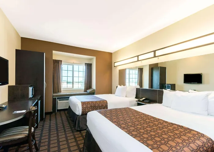 Microtel Inn And Suites Eagle Pass
