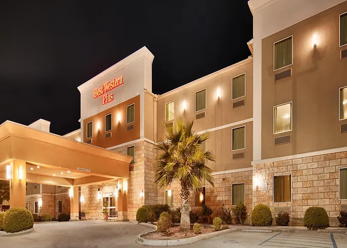 Best Western Plus Carrizo Springs Inn & Suites