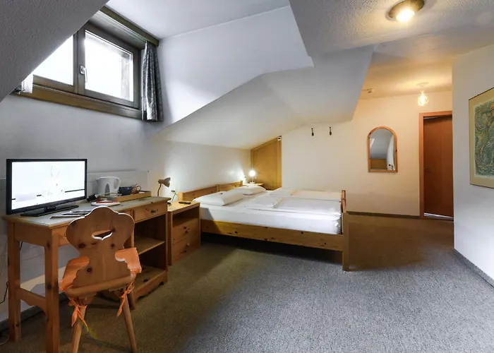 Hotel Suisse, Swiss Alpine Charm