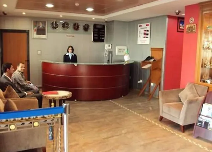 Sweet Hotel