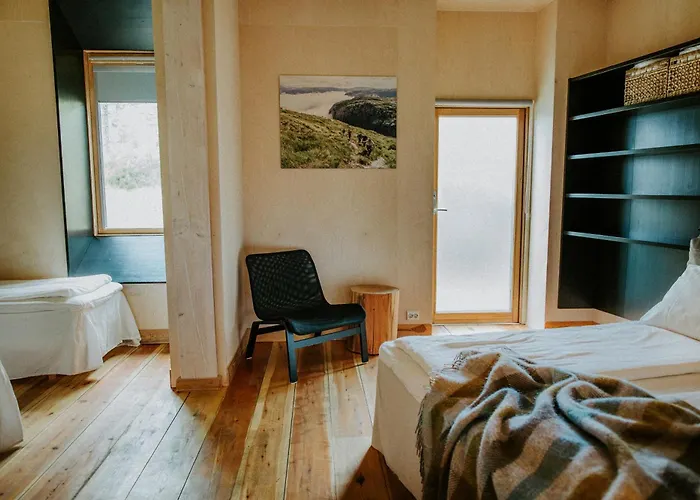 Preikestolen Hotel & Basecamp - Preikestolen Trailhead