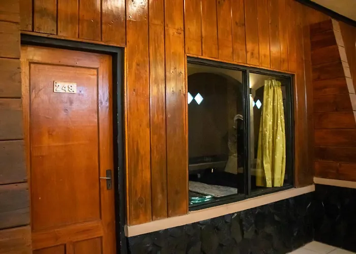 Cemara Indah Hotel