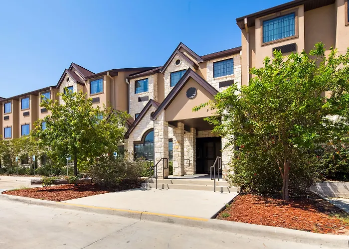 Microtel Inn & Suites By Wyndham Buda Austin South