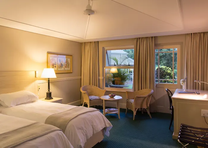 Quarry Lake Inn