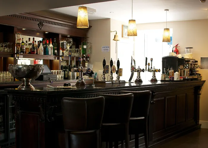 The Three Horseshoes Hotel