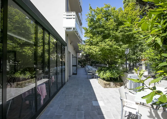 Hotel Dafne