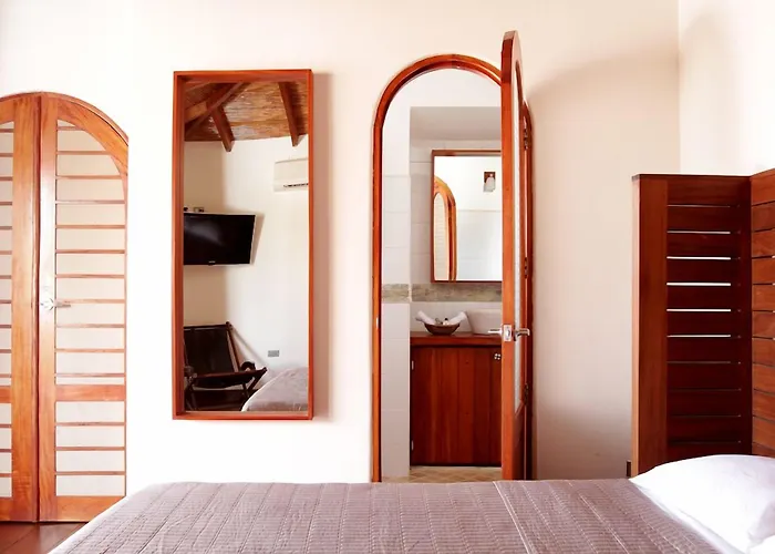Hotel Alcazar