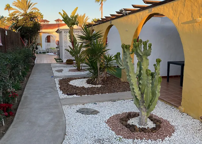 Rainbow Golf Bungalows, Gay Men-Only Resort