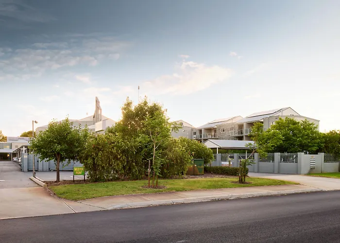 Airport Apartments By Vetroblu