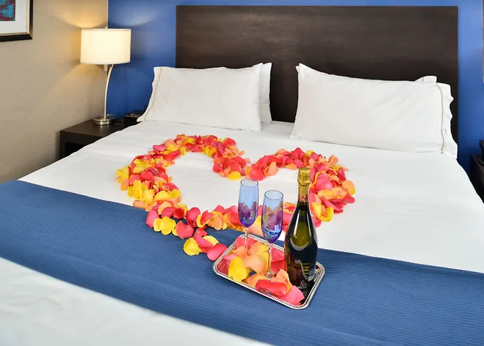 Holiday Inn Express & Suites Peekskill-Lower Hudson Valley By Ihg