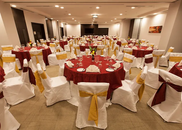 Holiday Inn Muscat Alseeb By Ihg