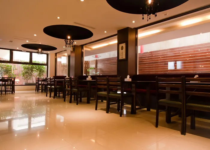 East Town 26 Hotel