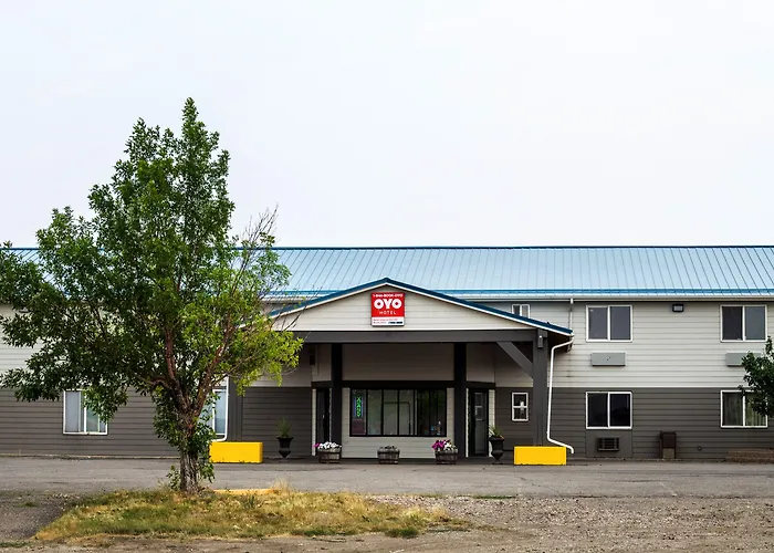 Oyo Hotel Shelby Mt Hwy 2 & I-15