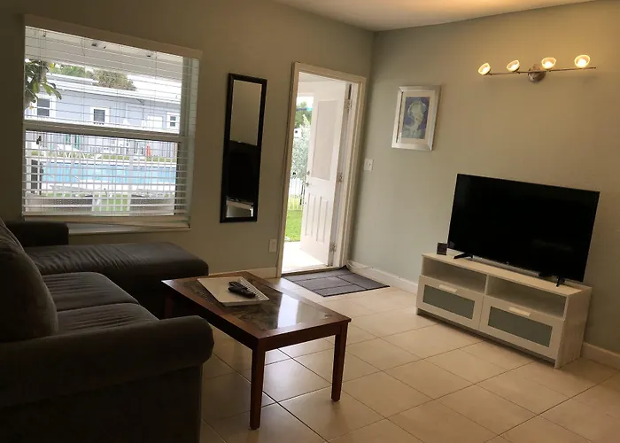 Coral Key Inn