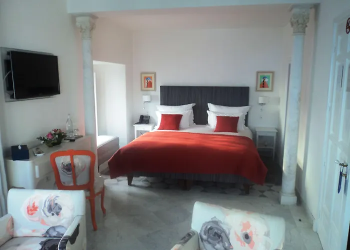 La Villa Bleue