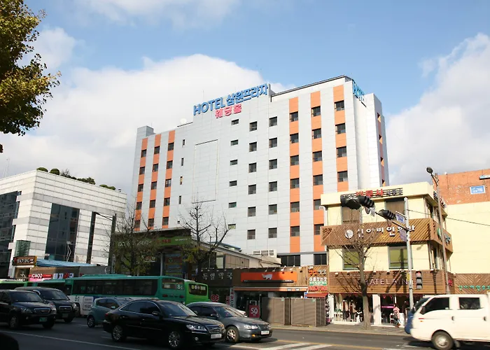 Samwon Plaza Hotel