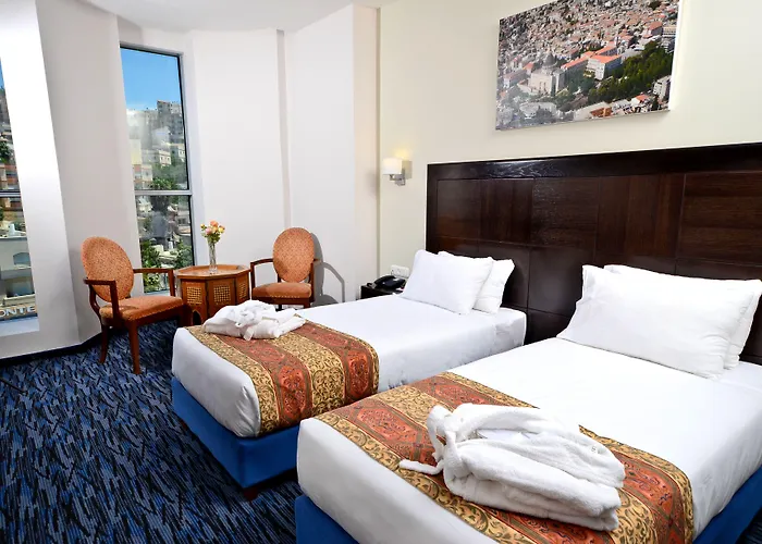 Golden Crown Old City Hotel